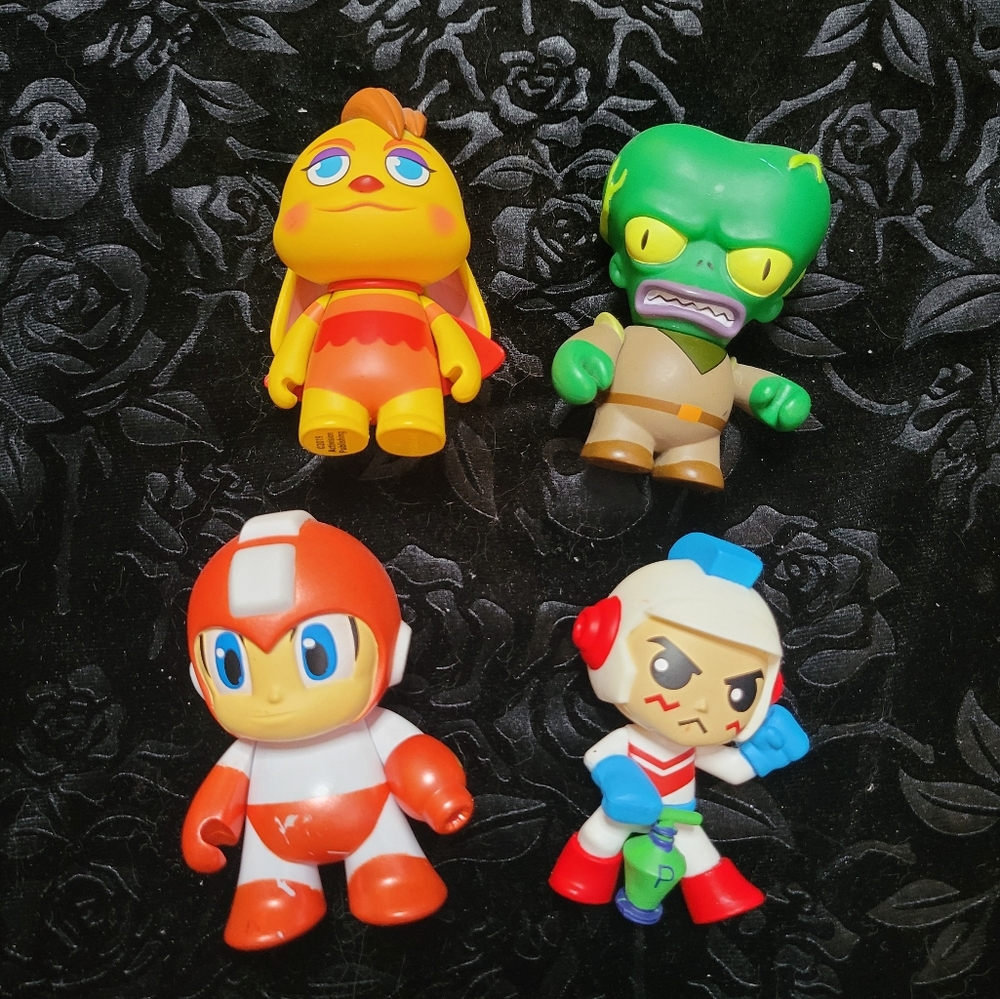 Kidrobot Mini Figures